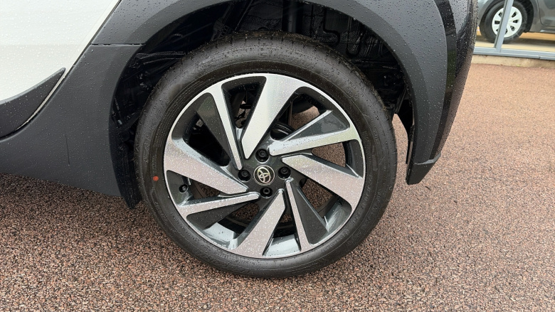 Toyota Aygo X 1.0 VVT-i Edge 5dr Petrol Hatchback